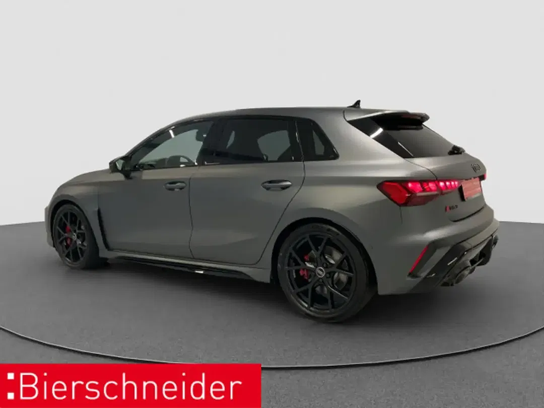 Audi RS3 - Thumbnail 5