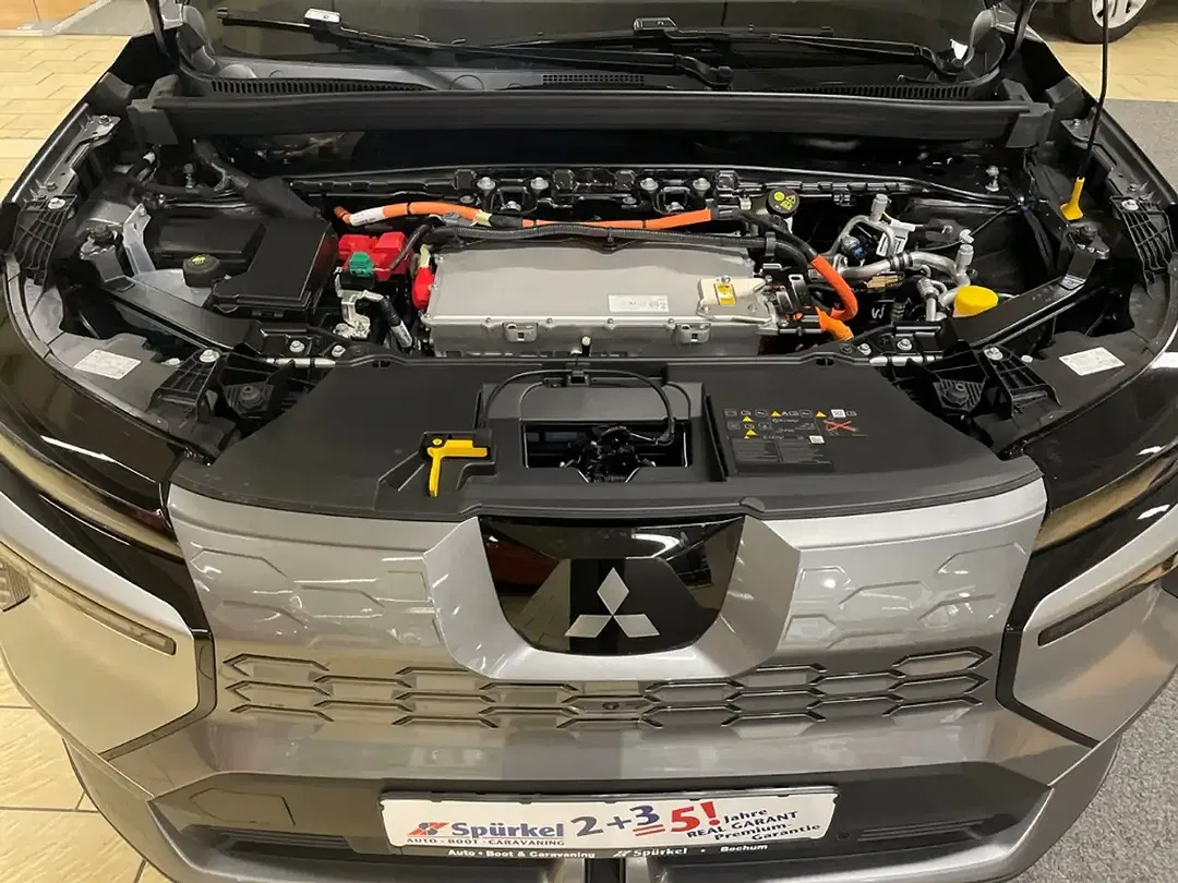 Mitsubishi Eclipse Cross - Thumbnail 15
