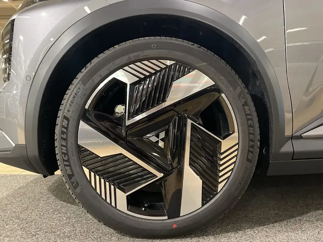 Mitsubishi Eclipse Cross - Thumbnail 5
