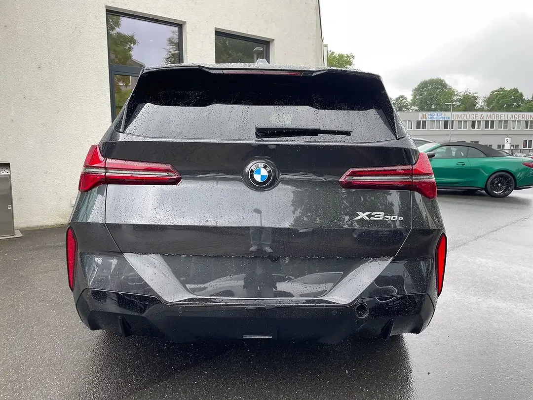 BMW X3 - Thumbnail 10