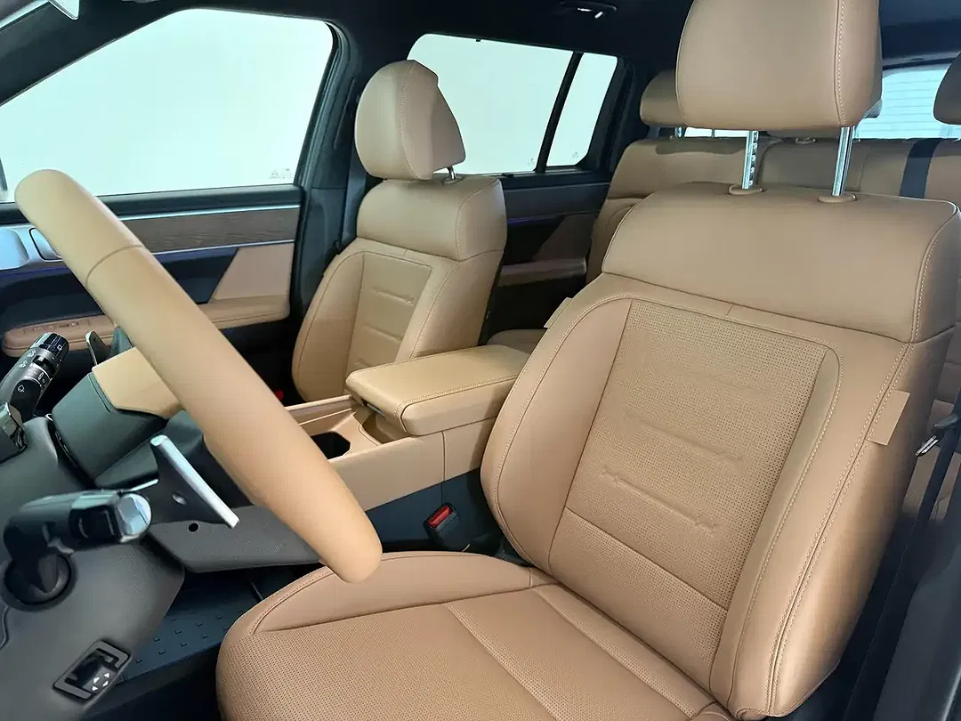Hyundai SANTA FE - Thumbnail 8