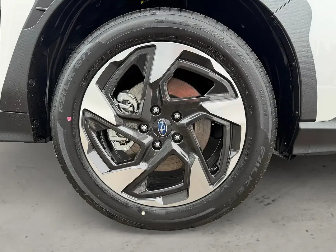 Subaru Crosstrek - Thumbnail 10