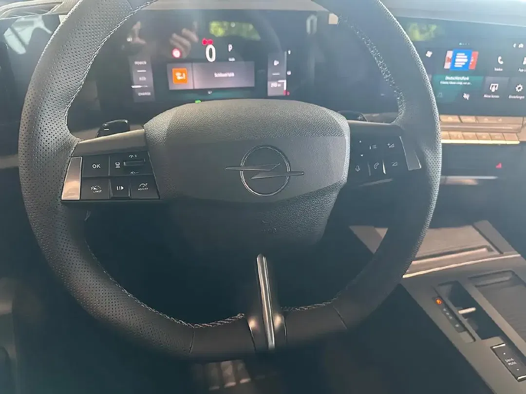 Opel Astra - Thumbnail 12