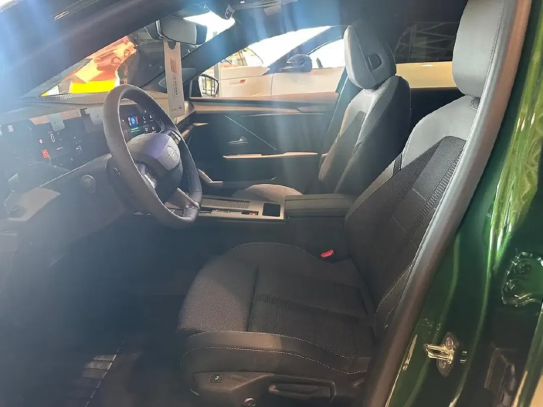 Opel Astra - Thumbnail 6