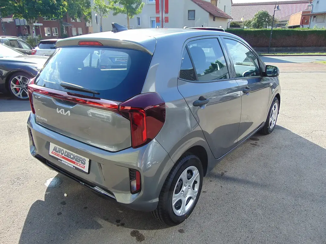 Kia Picanto - Thumbnail 4