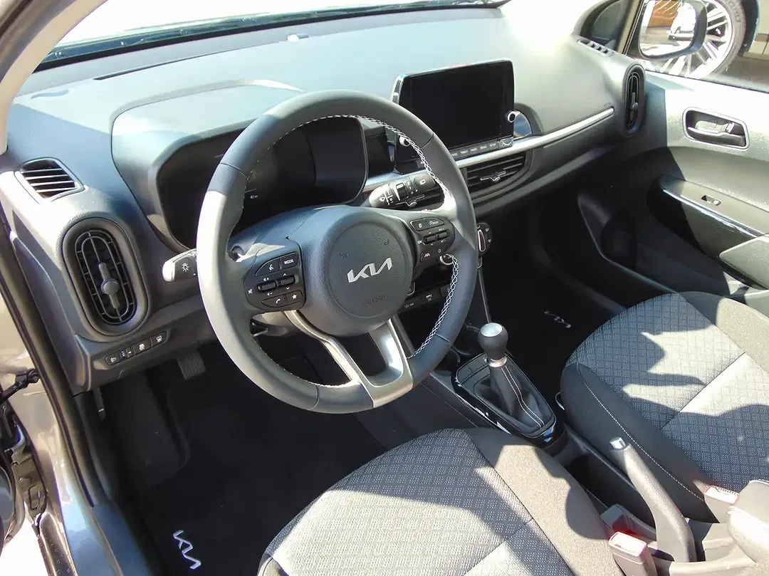 Kia Picanto - Thumbnail 8