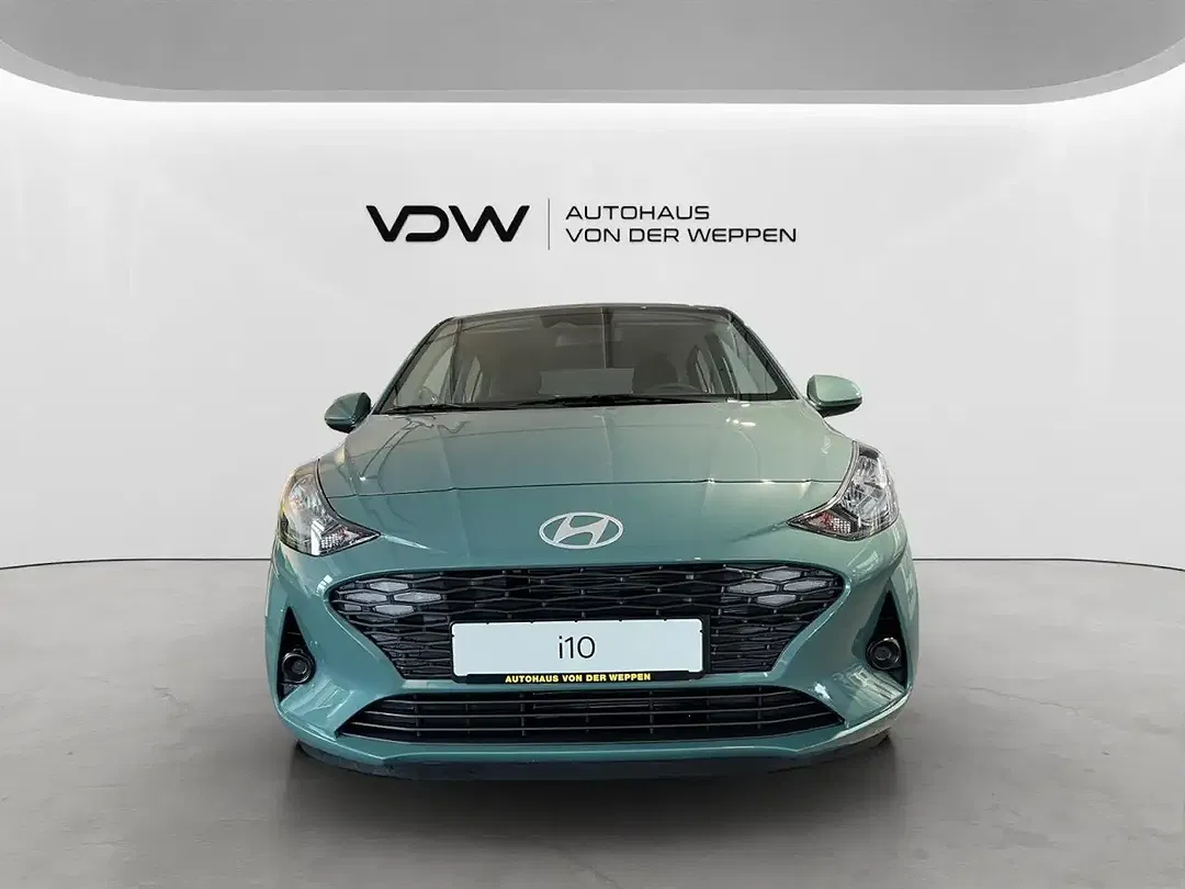 Hyundai i10 - Thumbnail 2