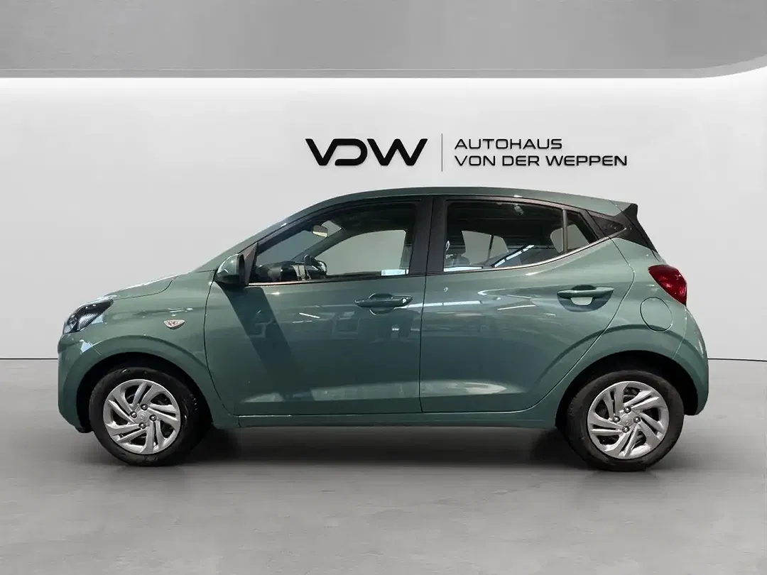 Hyundai i10 - Thumbnail 3