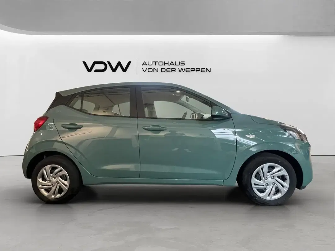 Hyundai i10 - Thumbnail 9
