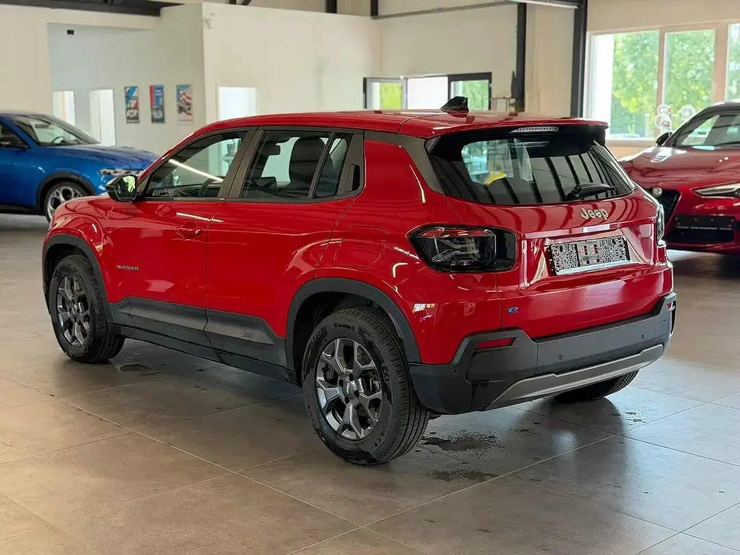 Jeep Avenger - Thumbnail 4