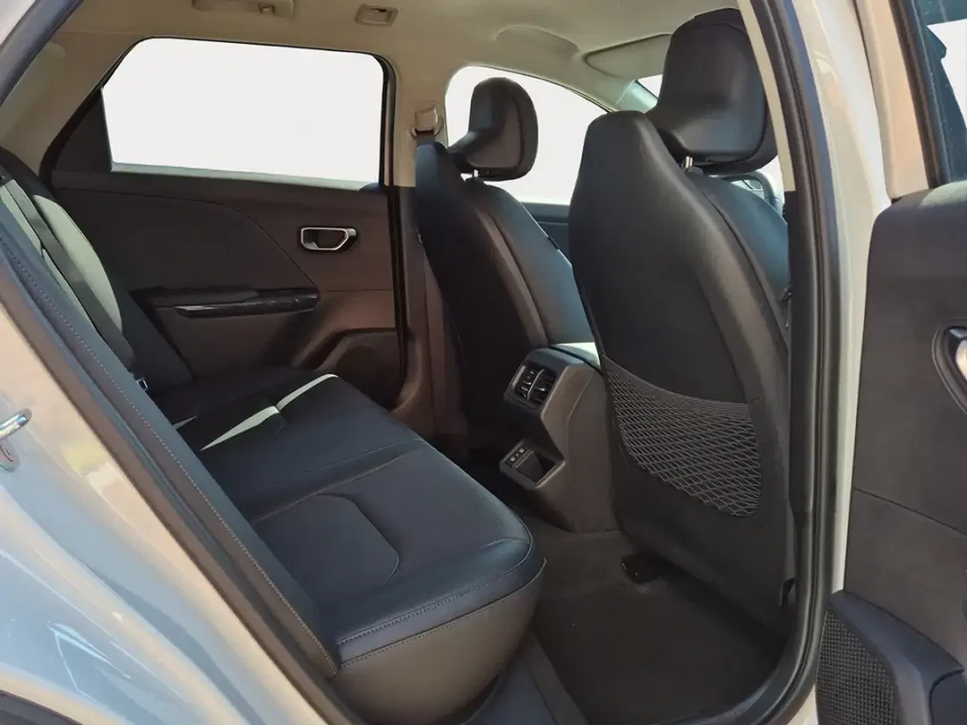 Kia K4 - Thumbnail 10