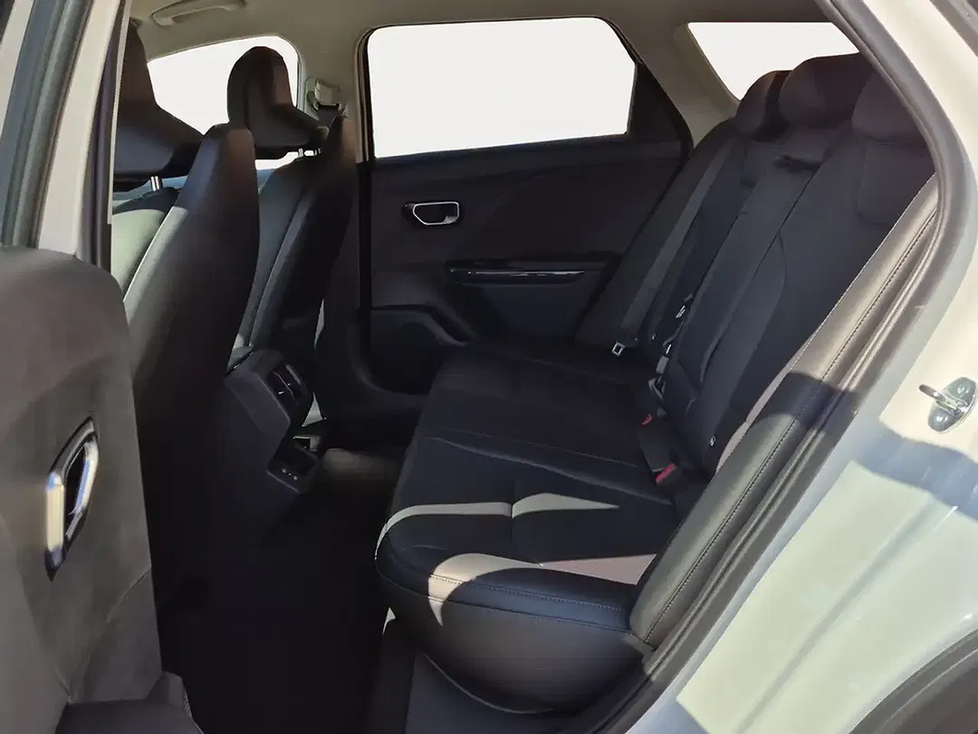 Kia K4 - Thumbnail 8