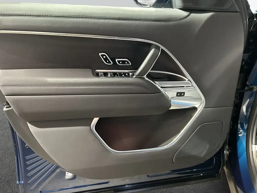 Land Rover Range Rover - Thumbnail 13