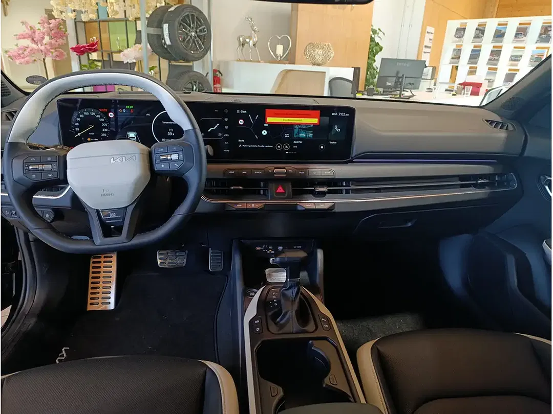 Kia K4 - Thumbnail 7