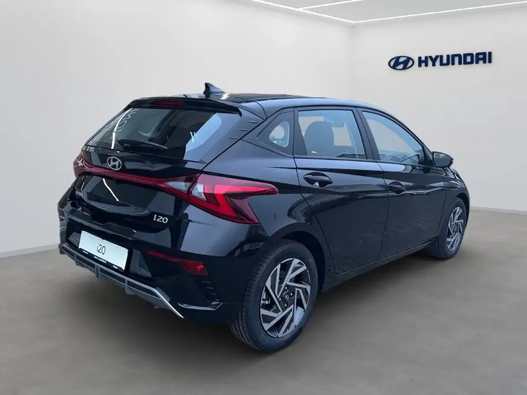 Hyundai i20 - Thumbnail 3