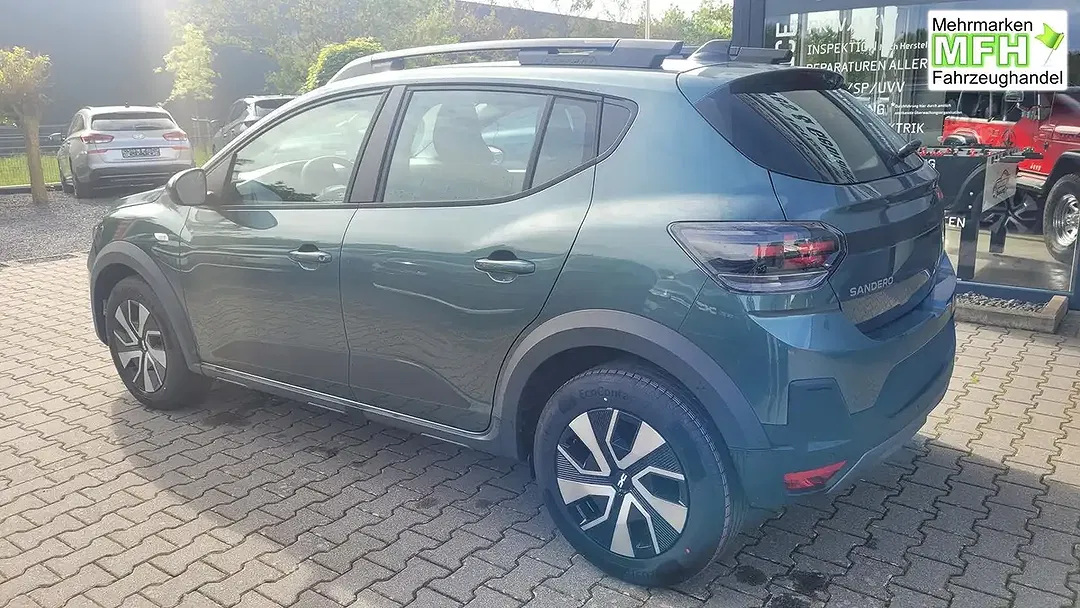 Dacia Sandero - Thumbnail 6