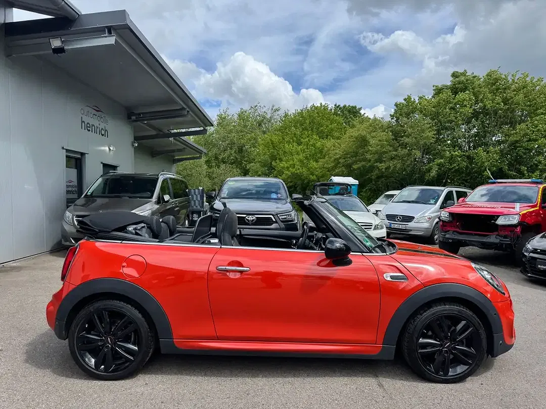 MINI Cooper Cabrio - Thumbnail 4
