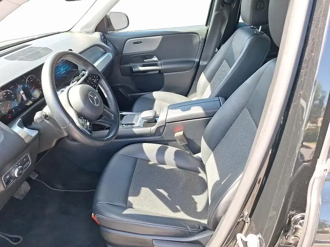 Mercedes-Benz GLB 180 - Thumbnail 7