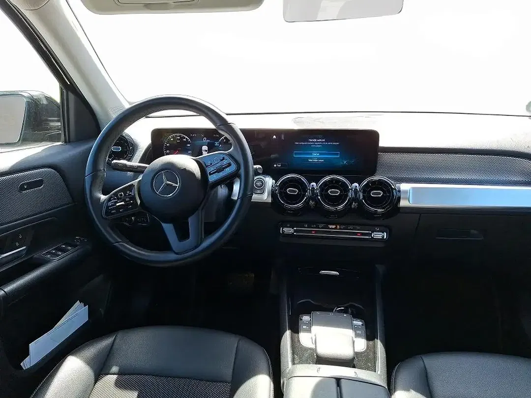 Mercedes-Benz GLB 180 - Thumbnail 8