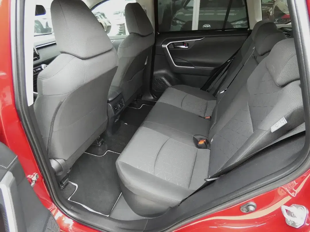 Toyota RAV 4 - Thumbnail 13