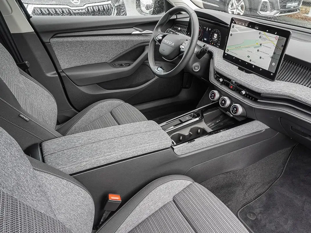 Skoda Superb - Thumbnail 8