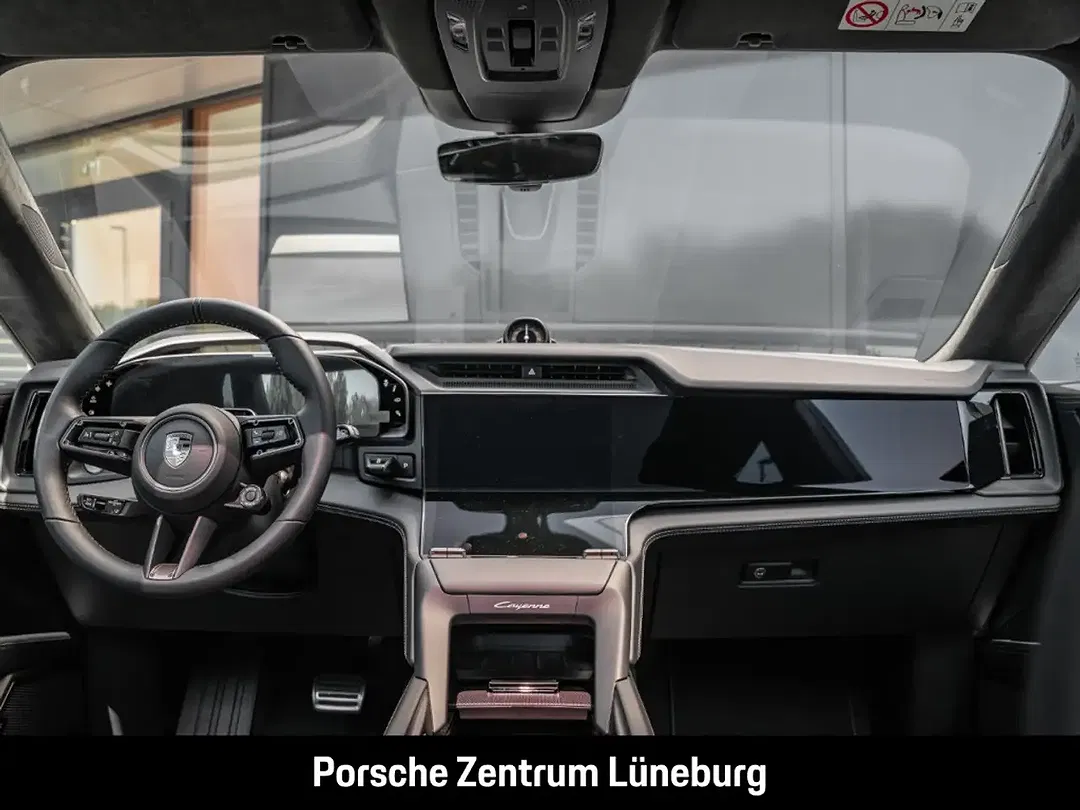 Porsche Cayenne - Thumbnail 10