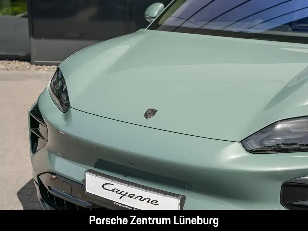 Porsche Cayenne - Thumbnail 13