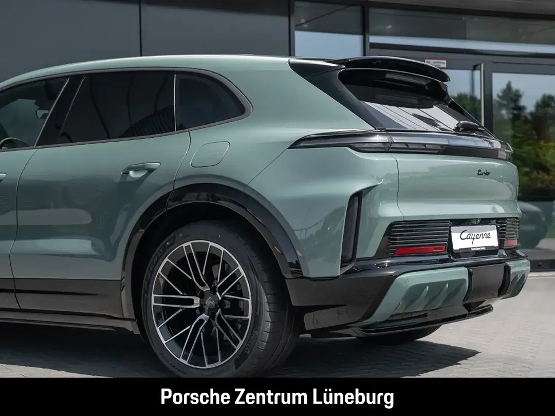 Porsche Cayenne - Thumbnail 17