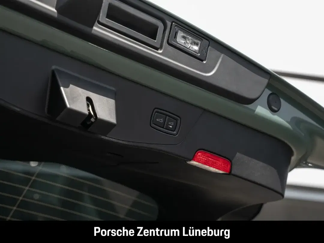 Porsche Cayenne - Thumbnail 21