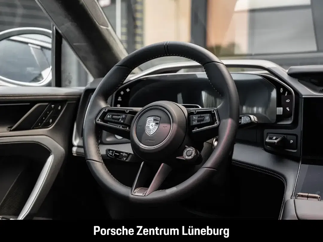 Porsche Cayenne - Thumbnail 25