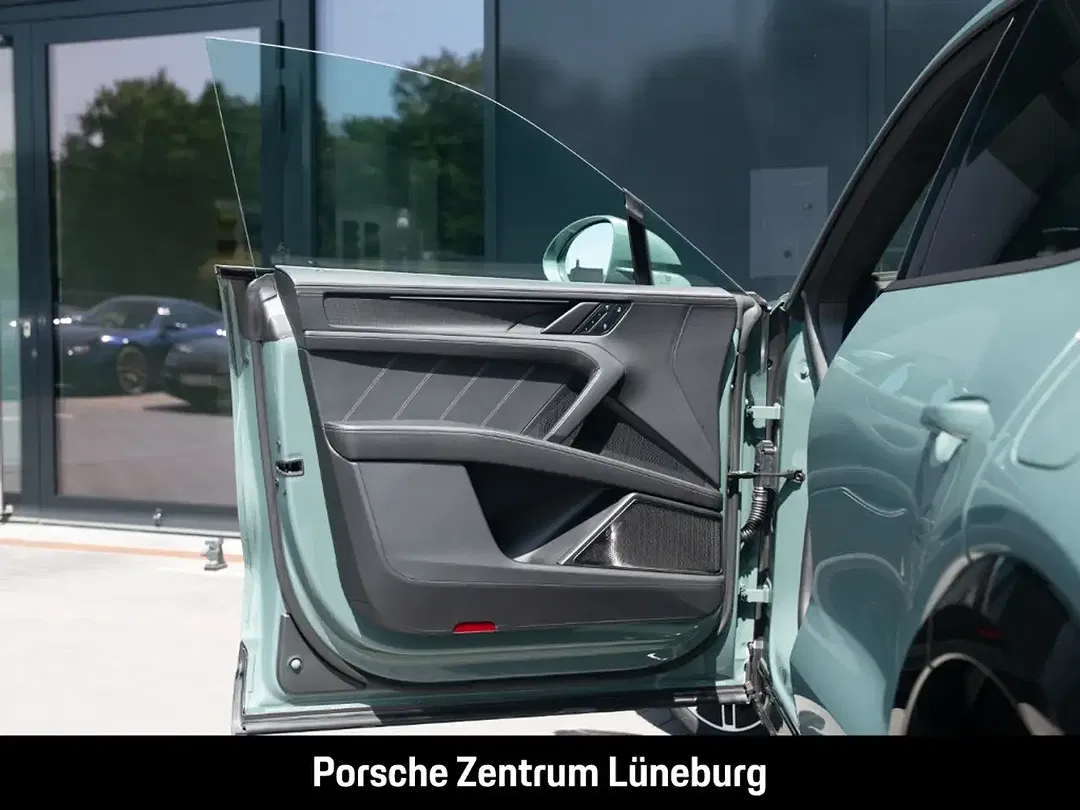 Porsche Cayenne - Thumbnail 26