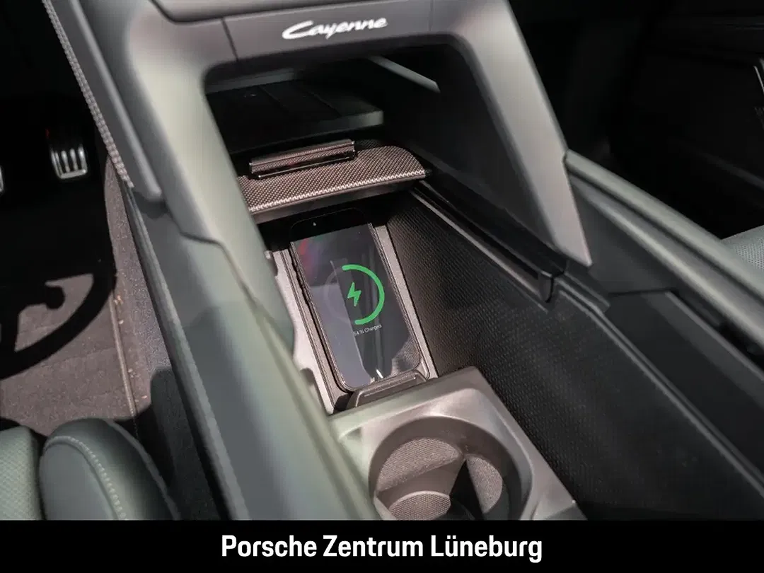 Porsche Cayenne - Thumbnail 41