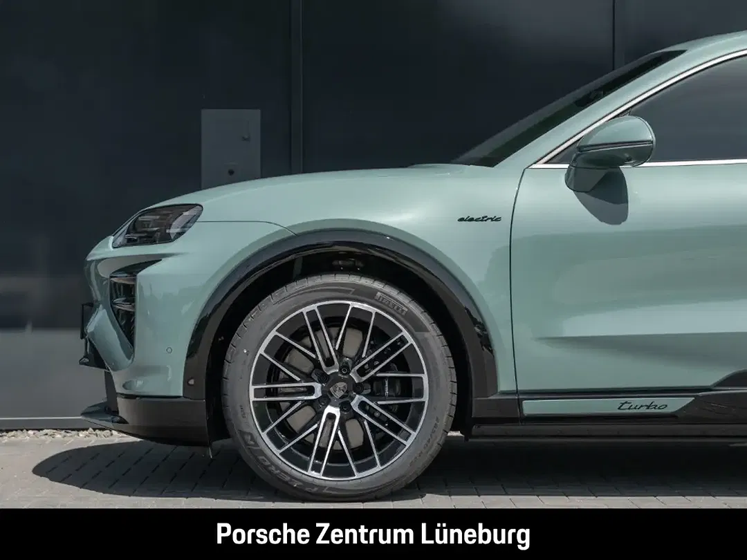Porsche Cayenne - Thumbnail 9
