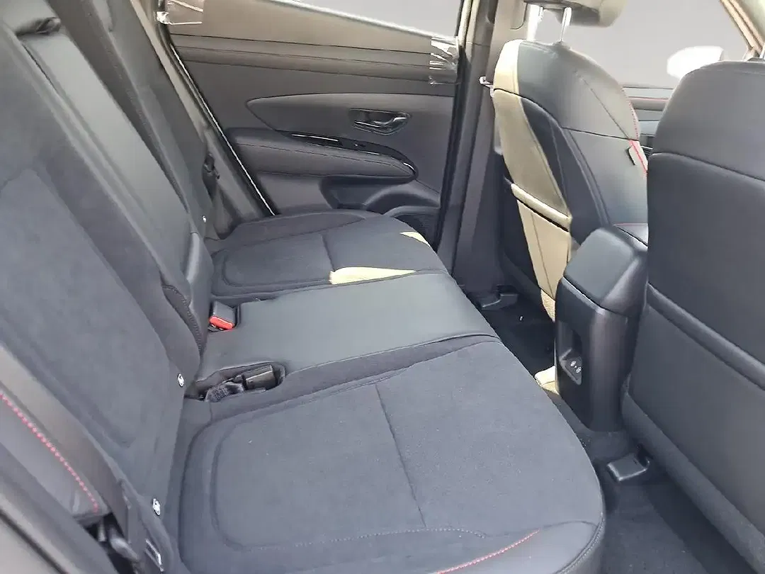 Hyundai TUCSON - Thumbnail 13