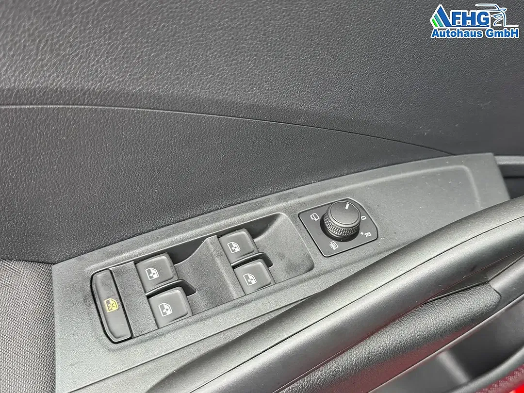 Skoda Fabia - Thumbnail 25