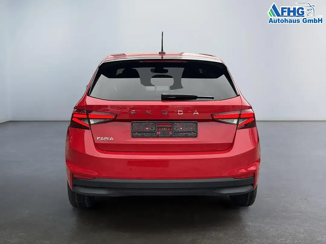 Skoda Fabia - Thumbnail 3