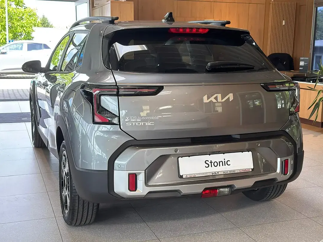 Kia Stonic - Thumbnail 4