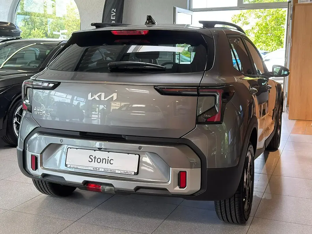 Kia Stonic - Thumbnail 5