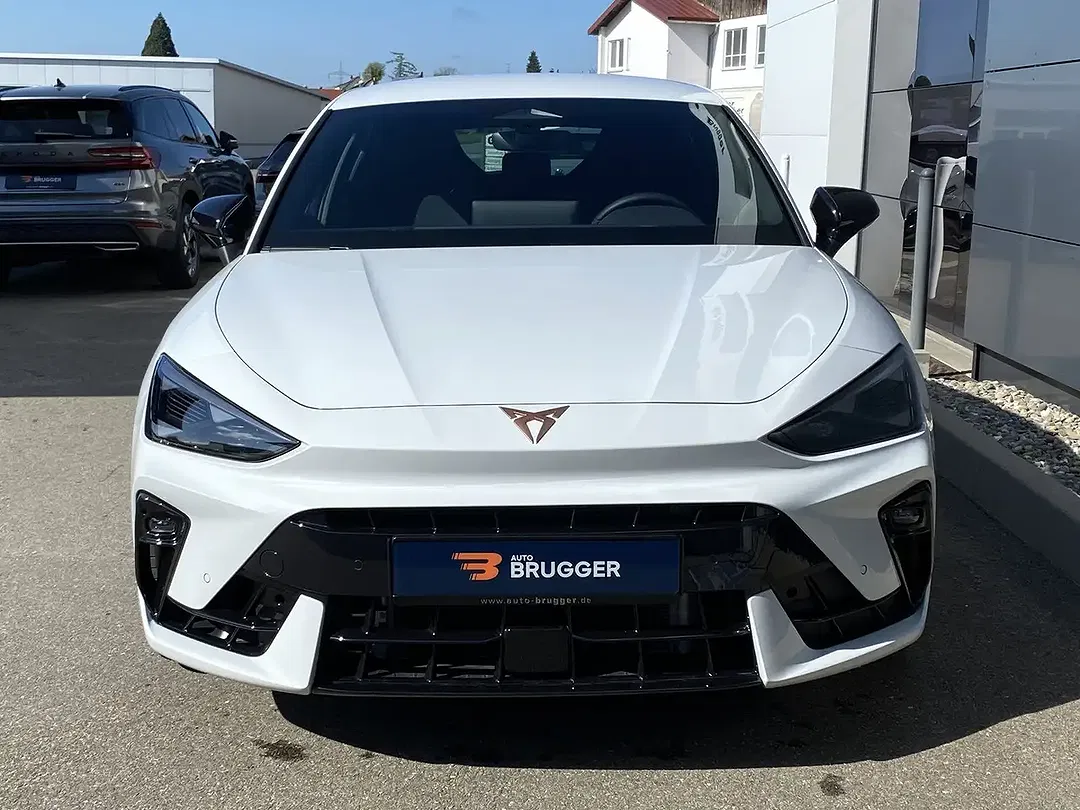 CUPRA Leon - Thumbnail 2