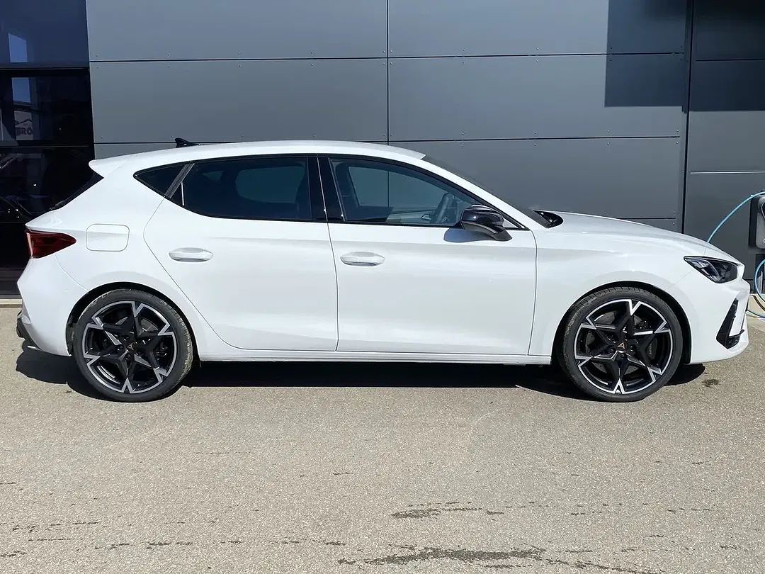 CUPRA Leon - Thumbnail 7