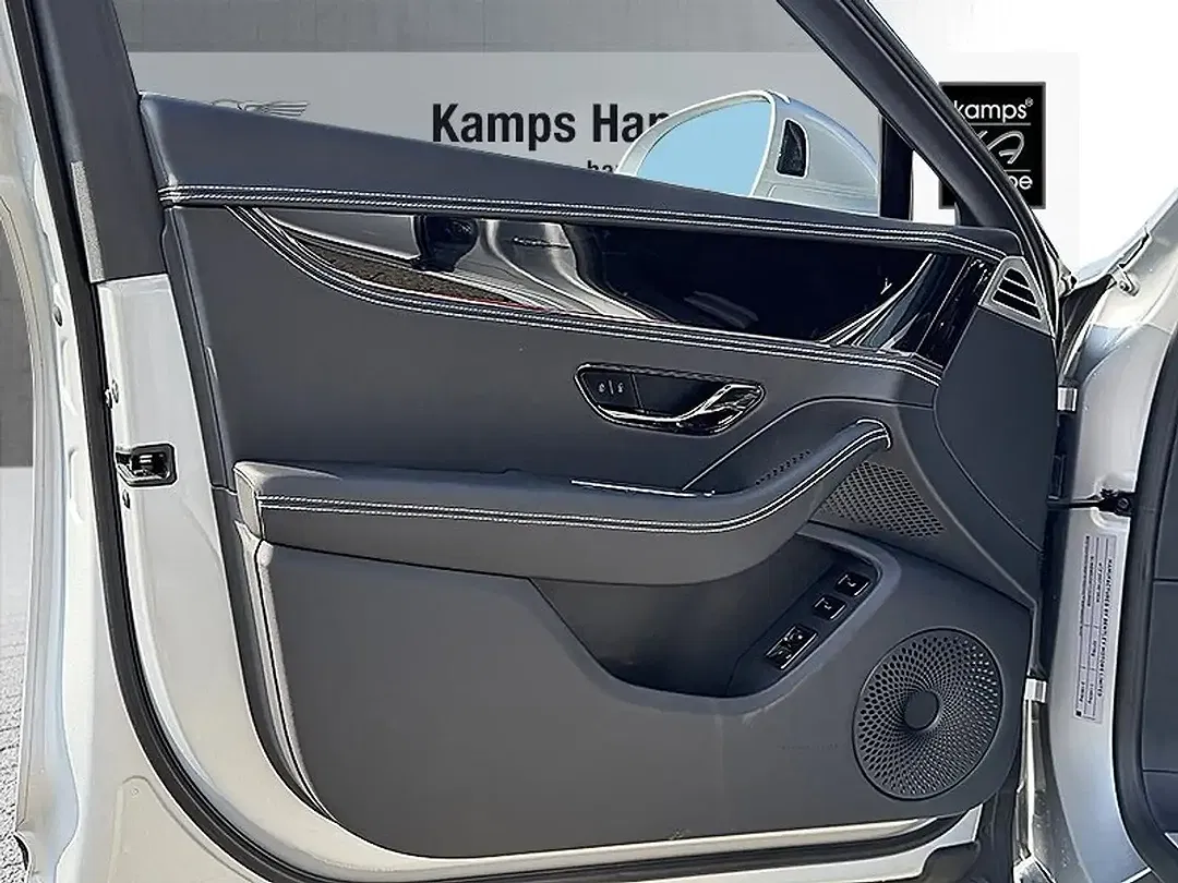 Bentley Flying Spur - Thumbnail 10