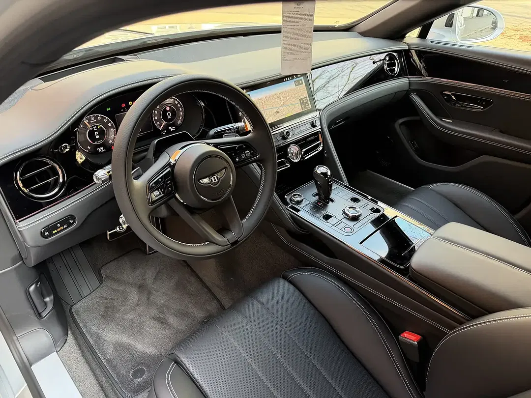 Bentley Flying Spur - Thumbnail 13