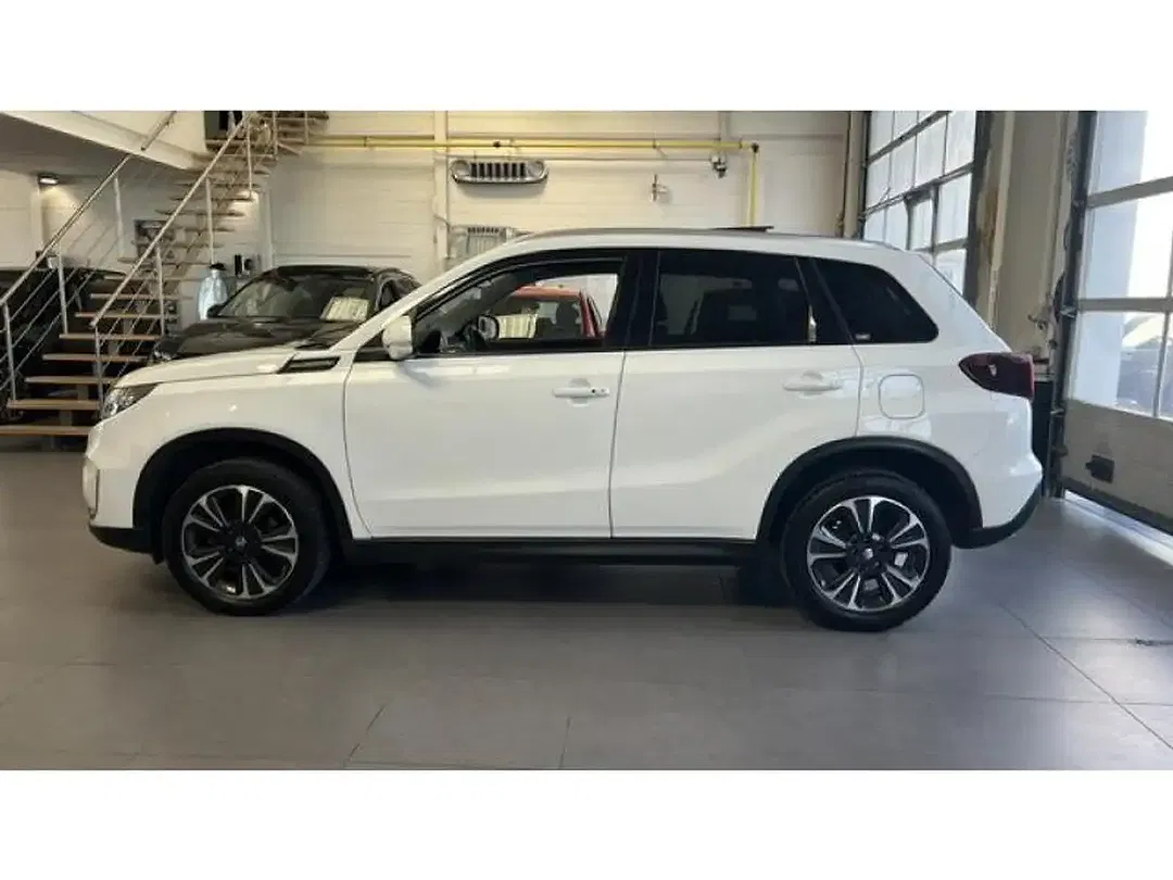 Suzuki Vitara - Thumbnail 2