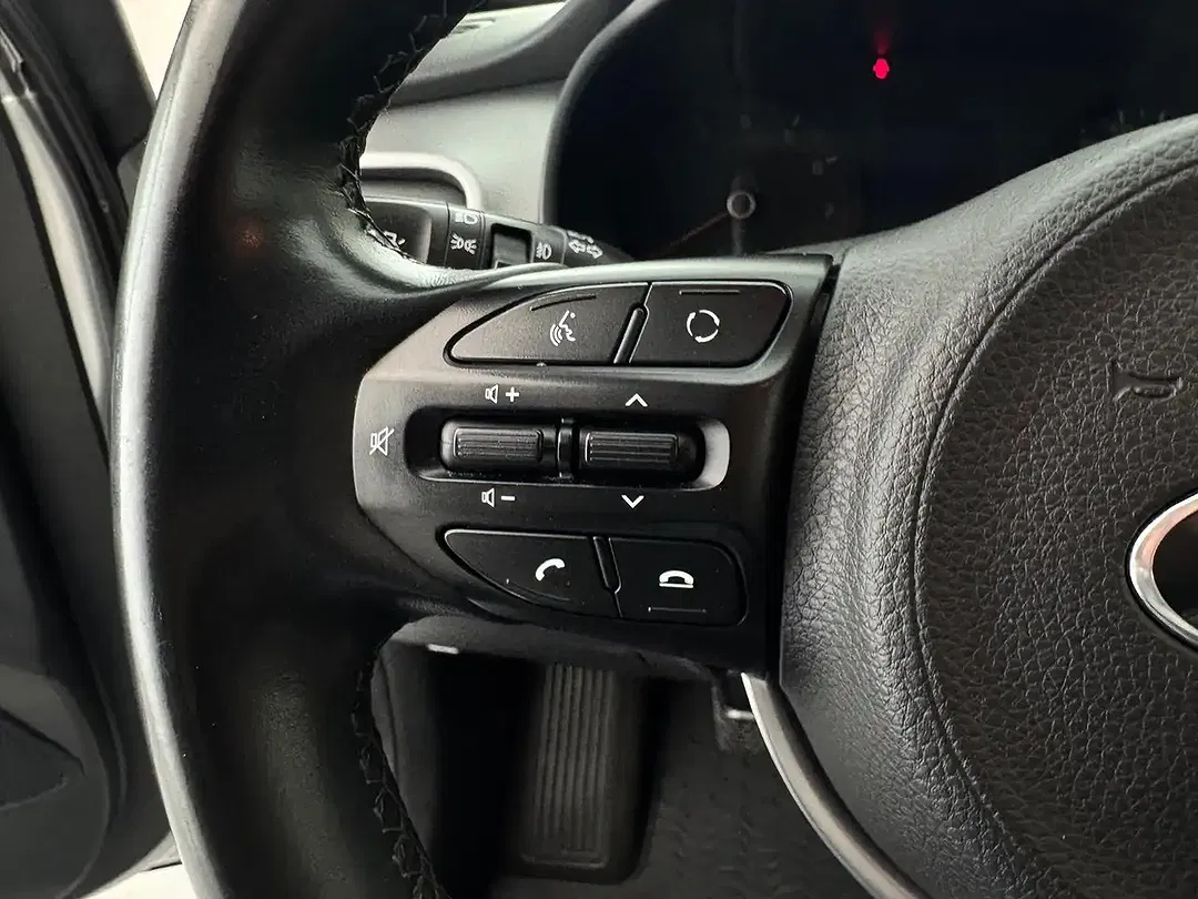 Kia Stonic - Thumbnail 13