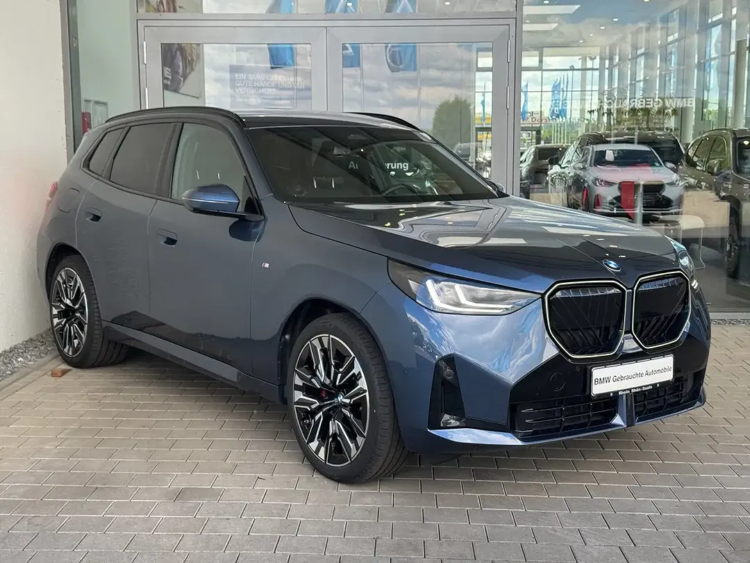 BMW X3 - Thumbnail 2
