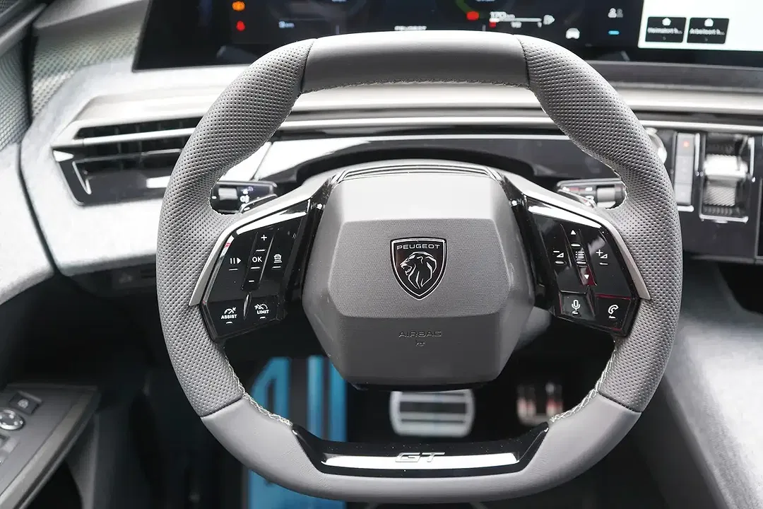 Peugeot 3008 - Thumbnail 11