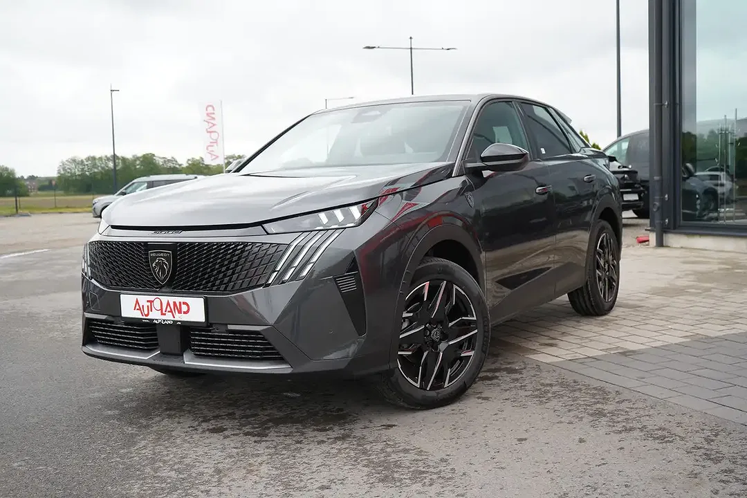 Peugeot 3008 - Thumbnail 1