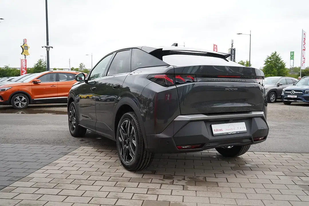 Peugeot 3008 - Thumbnail 2