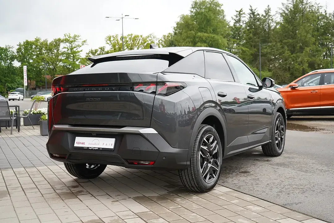 Peugeot 3008 - Thumbnail 4