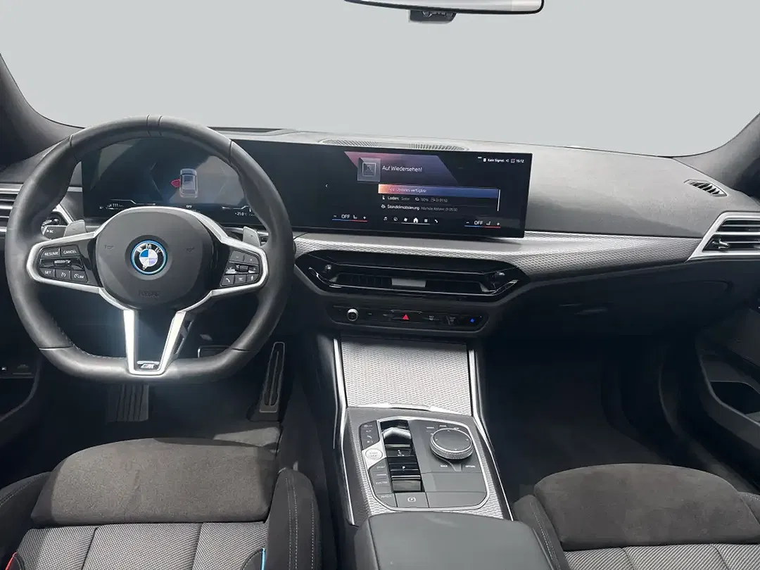 BMW 330 - Thumbnail 13
